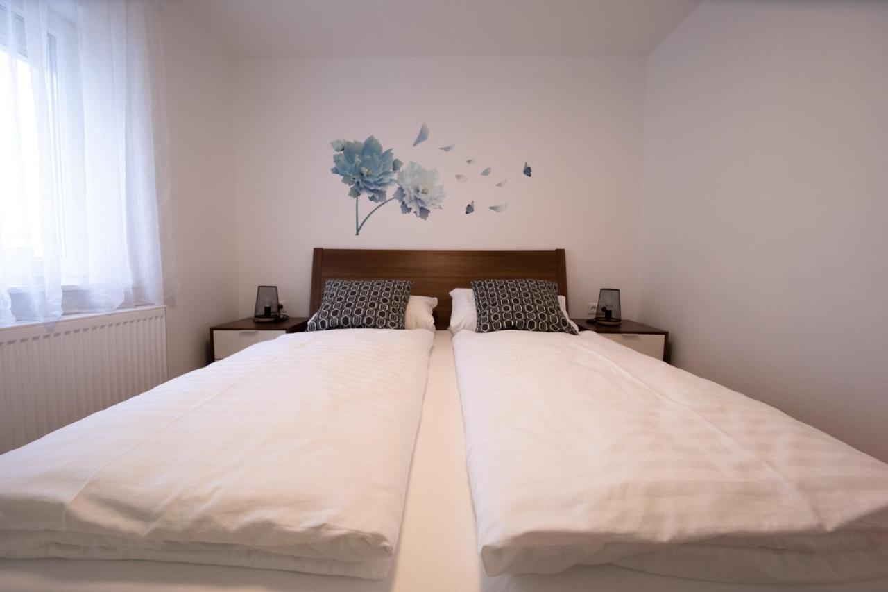 Ferienhaus Scheer Retz Bagian luar foto